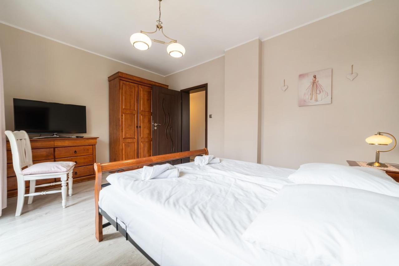 Ferienwohnung Wenge Jastarnia Exterior foto