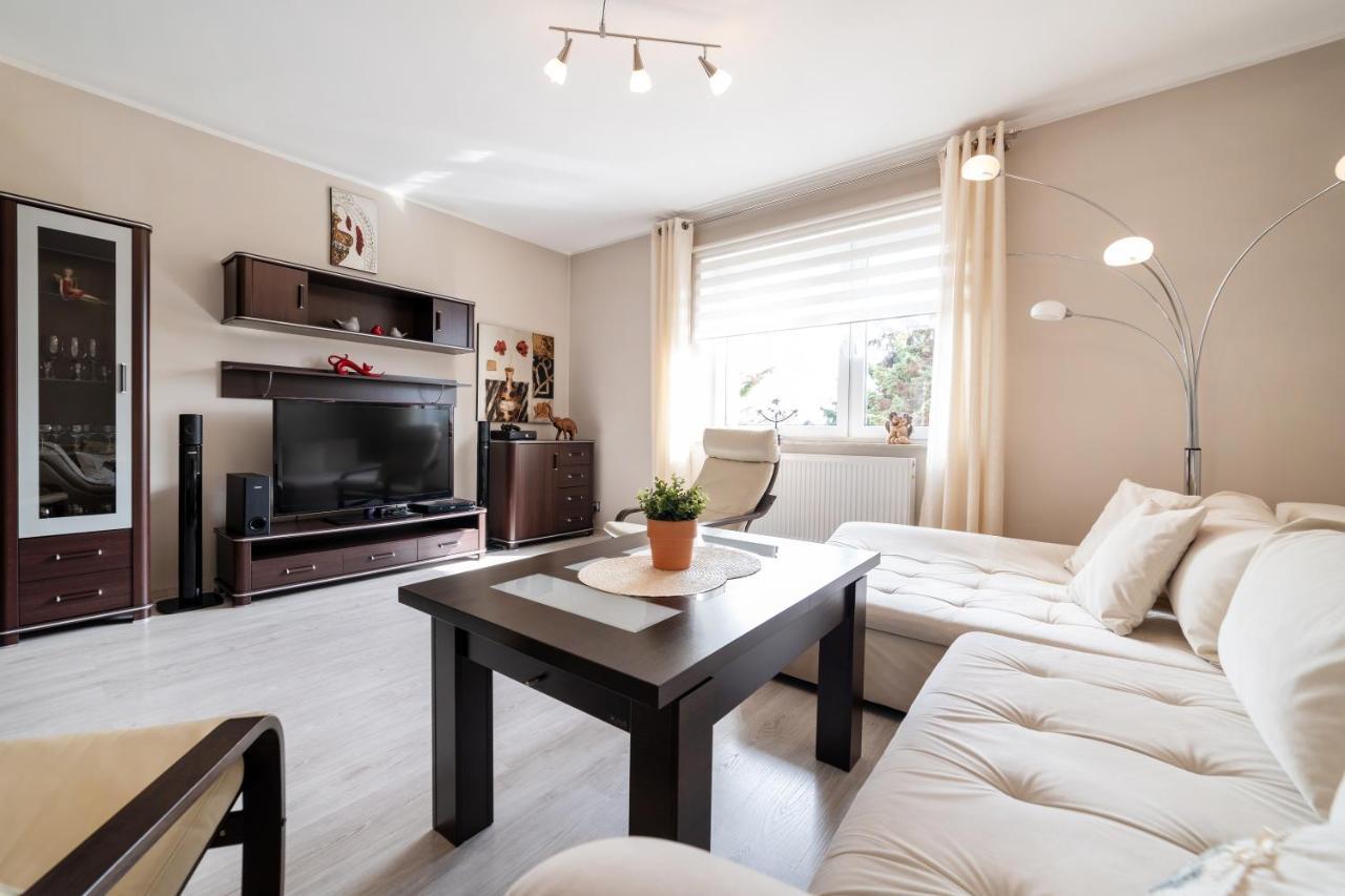 Ferienwohnung Wenge Jastarnia Exterior foto